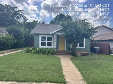Main picture of 1227 S Oak Cliff Blvd