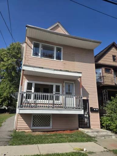 Main picture of 232 Dewitt St