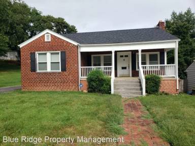 Main picture of 521 Walnut Ave