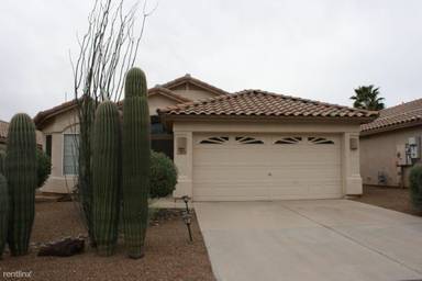 Main picture of 9131 N Ironwood Bluffs Ln