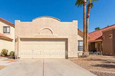 Main picture of 443 N Redrock St