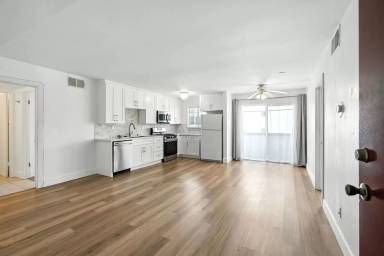 Main picture of Tarzana Apartments