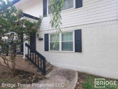 Main picture of 210 Austin St