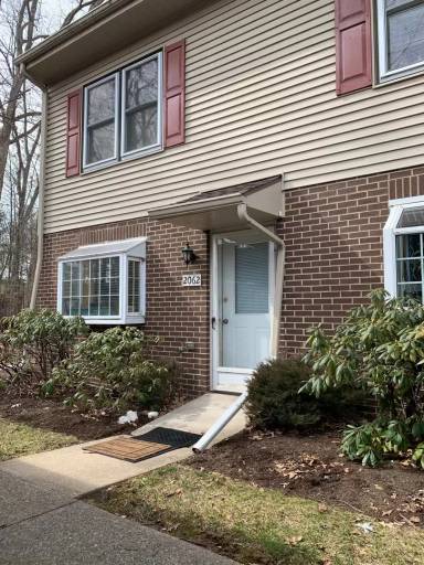 Main picture of 2054 Mary Ellen Ln