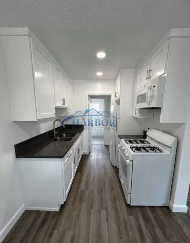 Main picture of 1386 Martin Luther King Jr Ave