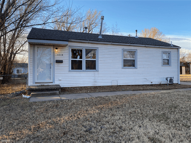 Main picture of 2437 N Green St