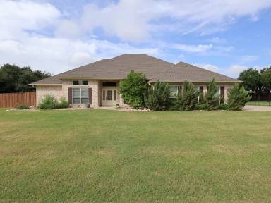 Main picture of 4725 Stoneoak Dr