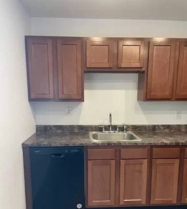 Main picture of 807 S Morrison Ave