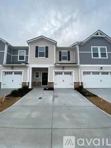 Main picture of 507 Windsinger Ln