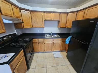 Main picture of 3009 Pearl Ave