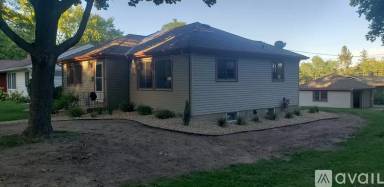 Main picture of 345 4th St S