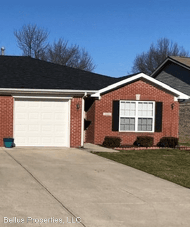 Main picture of 444 Elizabeth Ln