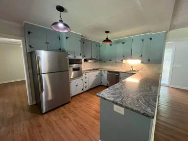 Main picture of 311 Donehoo St
