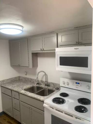 Main picture of 728 Ohio Pike