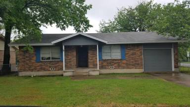 Main picture of 502 Creek St