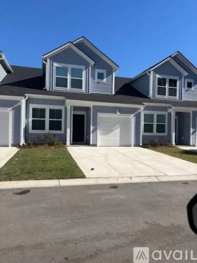 Main picture of 2129 Victory Way