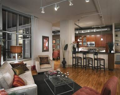 Main picture of Ashton Uptown