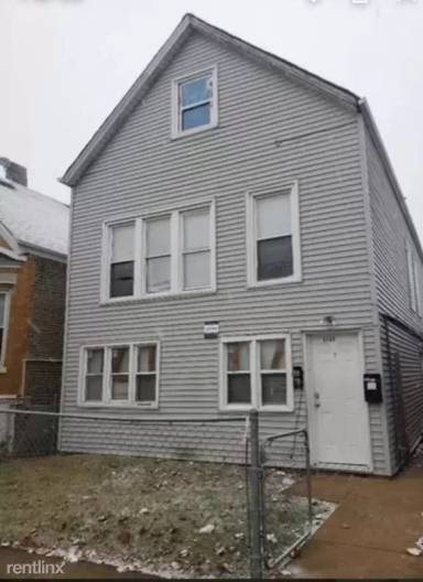 Main picture of 5149 S Marshfield Ave