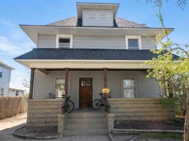 Main picture of 402 Doty St