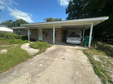 Main picture of Collins Blvd, 2013 - 1