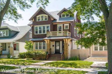 Main picture of 2647 N 47th St