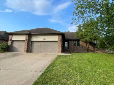 Main picture of 3836 W Rosebrier St