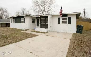 Main picture of 117 Whitney Ave NE