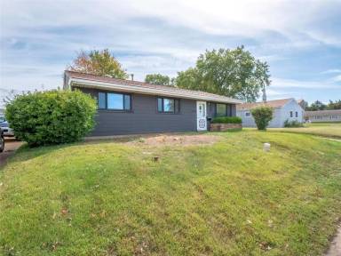 Main picture of 8264 Morganford Rd
