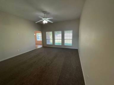 Main picture of 21822 Eastbrook St