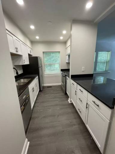Main picture of Manorsouth Apartments