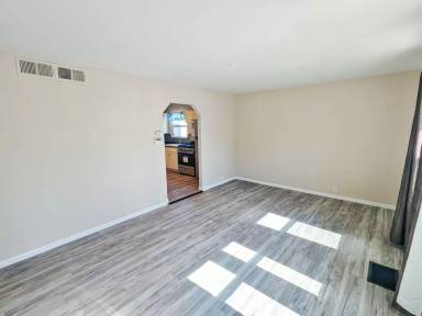 Main picture of 1110 Norwood Ave