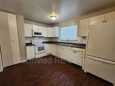 Main picture of 6750 Wadsworth Blvd