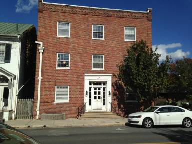 Main picture of 208 W Boscawen St