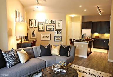 Main picture of Harlow River Oaks
