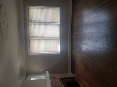 Main picture of 14929 Mark Twain St