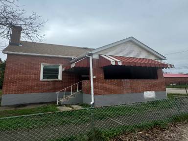 Main picture of 111 Seward St