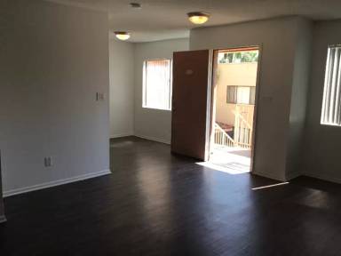 Main picture of 1627 N Fair Oaks Ave