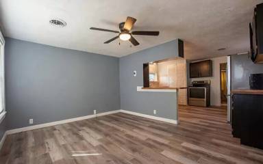 Main picture of 1230 State St