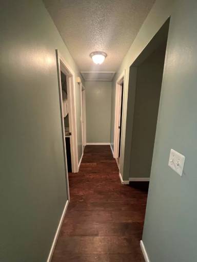 Main picture of 2725 E Main St