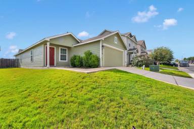 Main picture of 214 Expedition Way