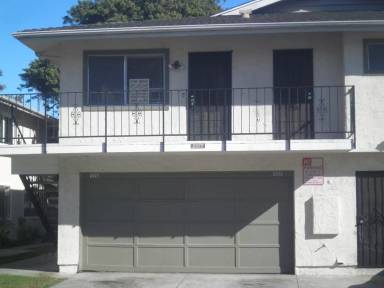 Main picture of 2577 Tiller Ave