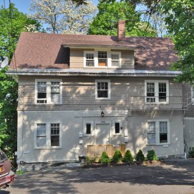 Main picture of 114 Highland Pl