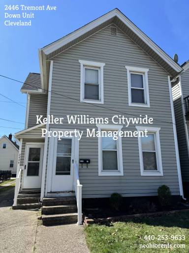 Main picture of 2448 Tremont Ave