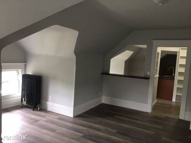 Main picture of 1572 Lake Dr SE