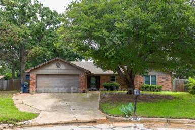 Main picture of 4000 Sumac Ct