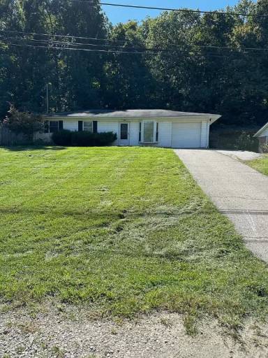 Main picture of 1819 Valley View Rd