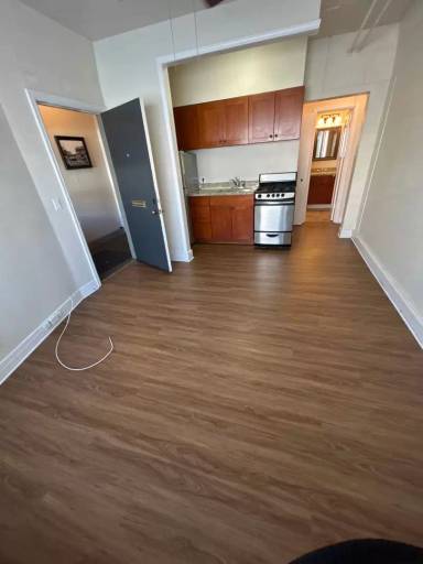 Main picture of Montlake Apartments