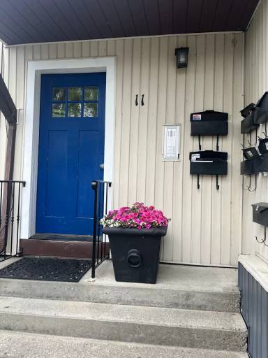 Main picture of 11 Osgood St