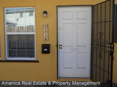 Main picture of 2352 Leroy St