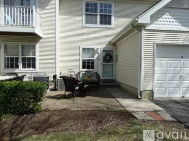 Main picture of 18 Lighthouse Ct